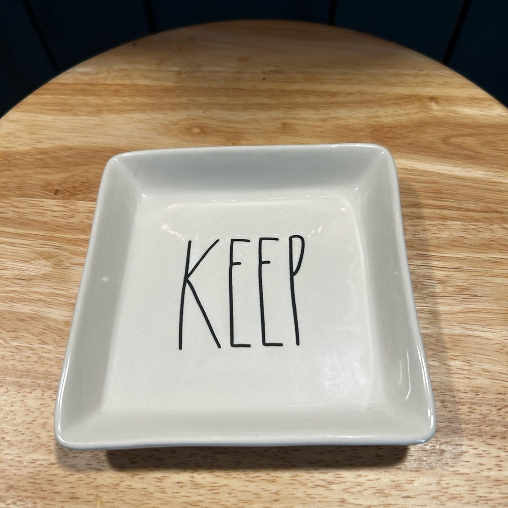 Keep tray